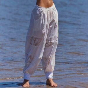 FREE PEOPLE COUNTING STARS PANTS (S)